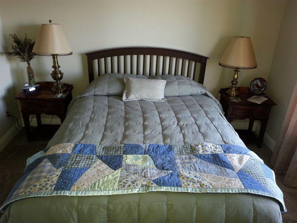 Yosemite Sierra View Bed & Breakfast Oakhurst Exterior photo