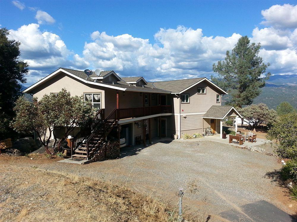 Yosemite Sierra View Bed & Breakfast Oakhurst Exterior photo