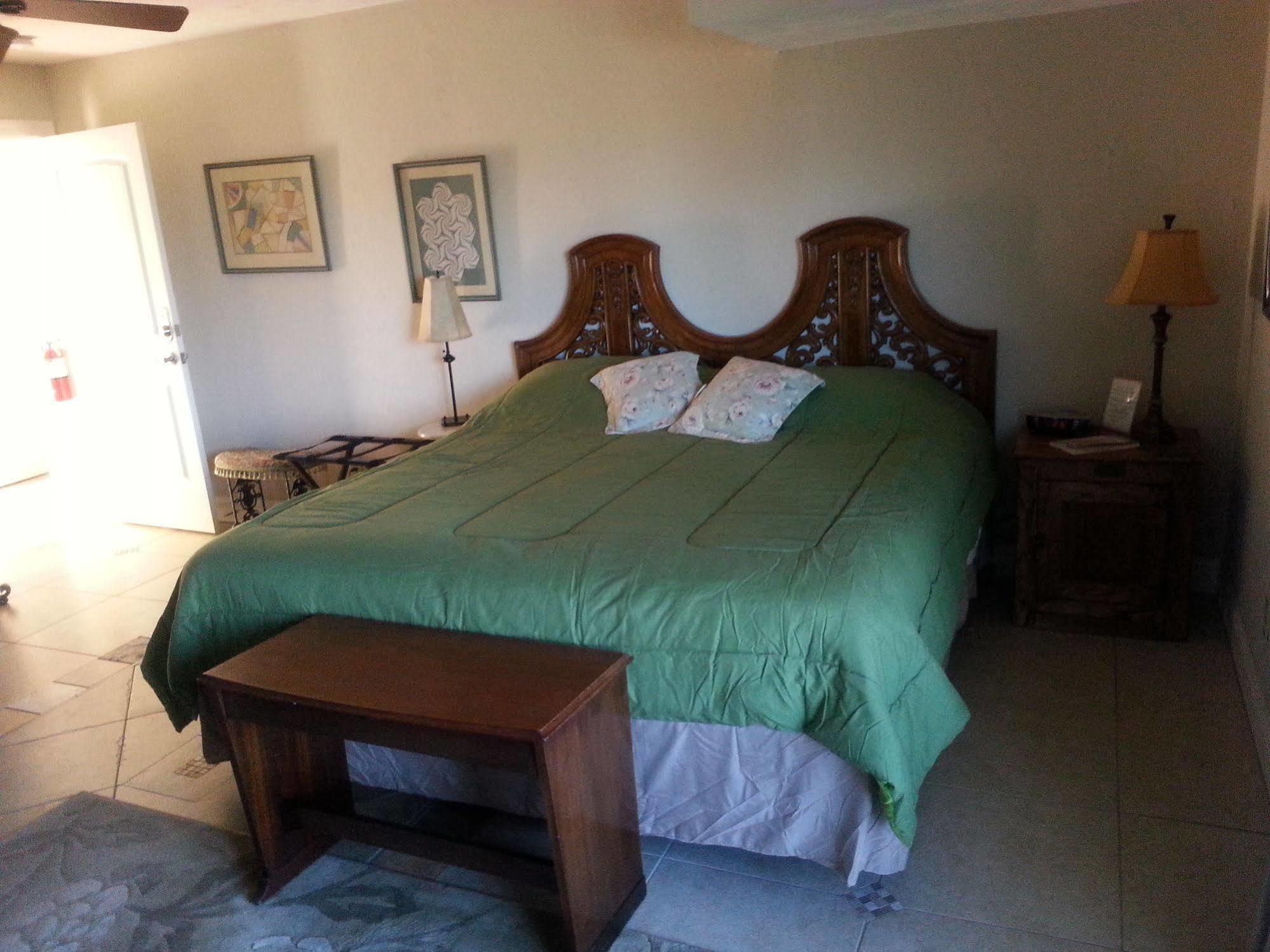 Yosemite Sierra View Bed & Breakfast Oakhurst Exterior photo